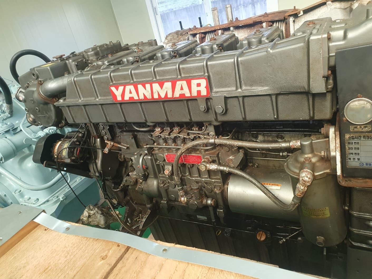 Used Yanmar marine diesel engine 6AYM
